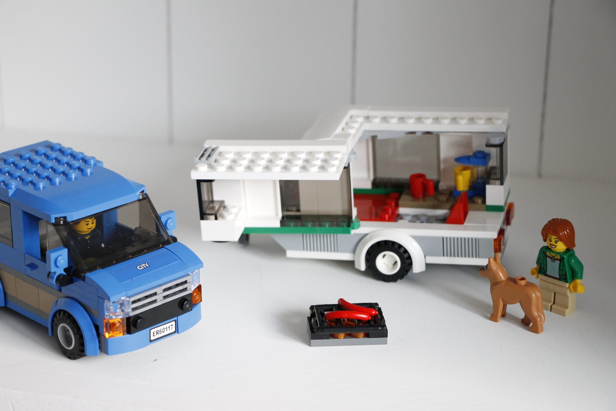Lego City Van und Wohnwagen