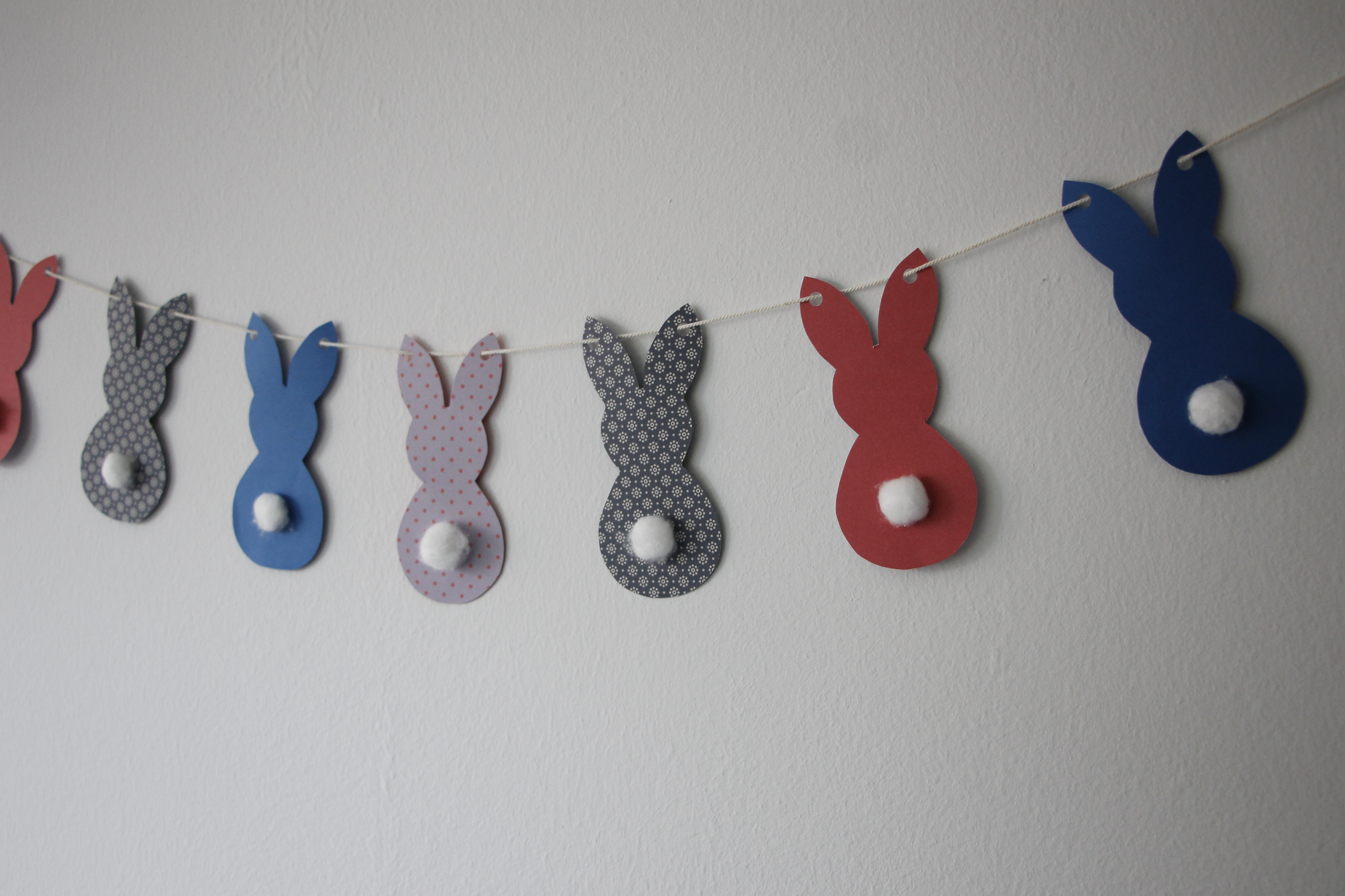 Bastelidee für Ostern: Osterhasen-Girlande - Lavendelblog