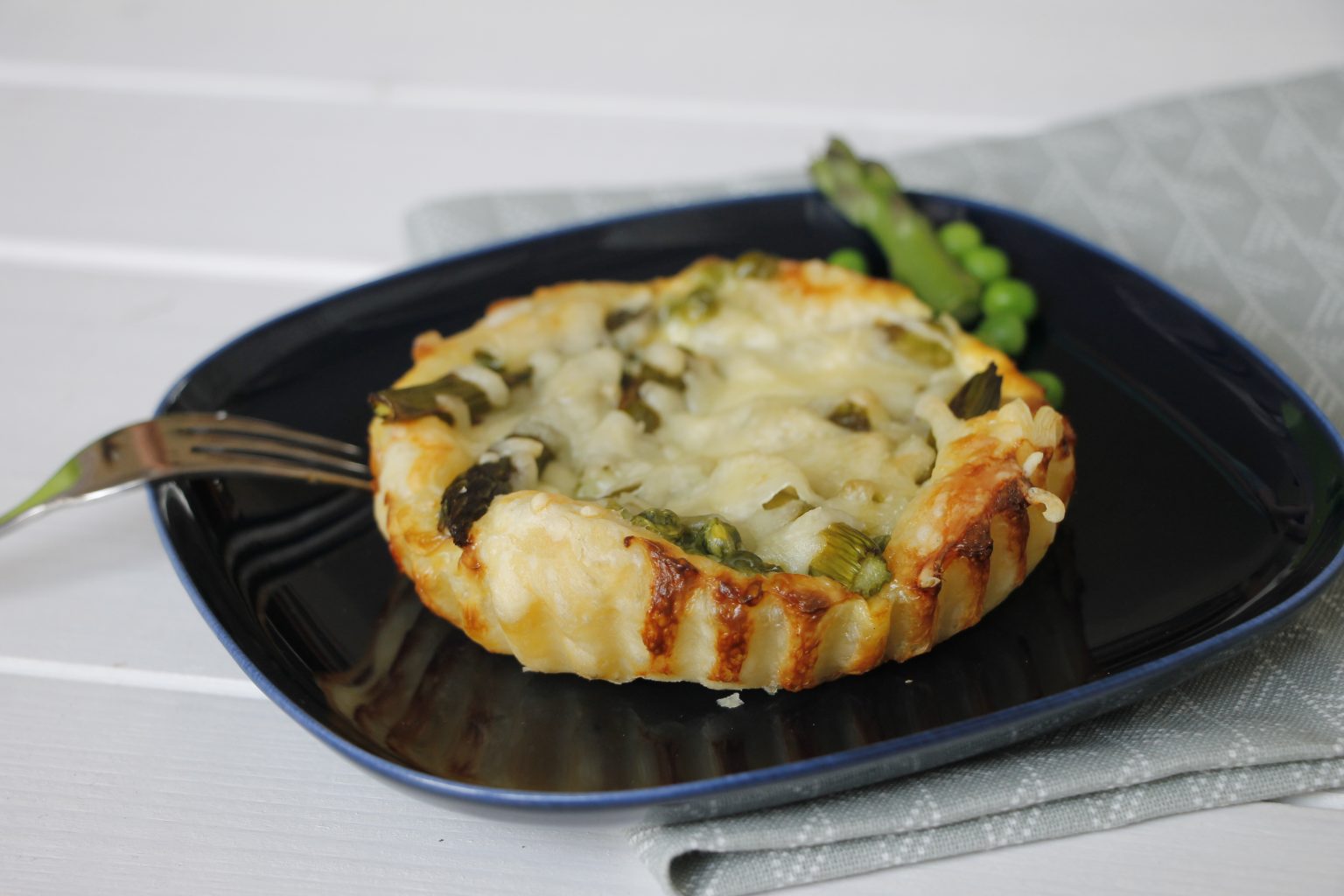 Herzhaftes Fingerfood: Kleine Quiche mit unterschiedlichen Füllungen ...
