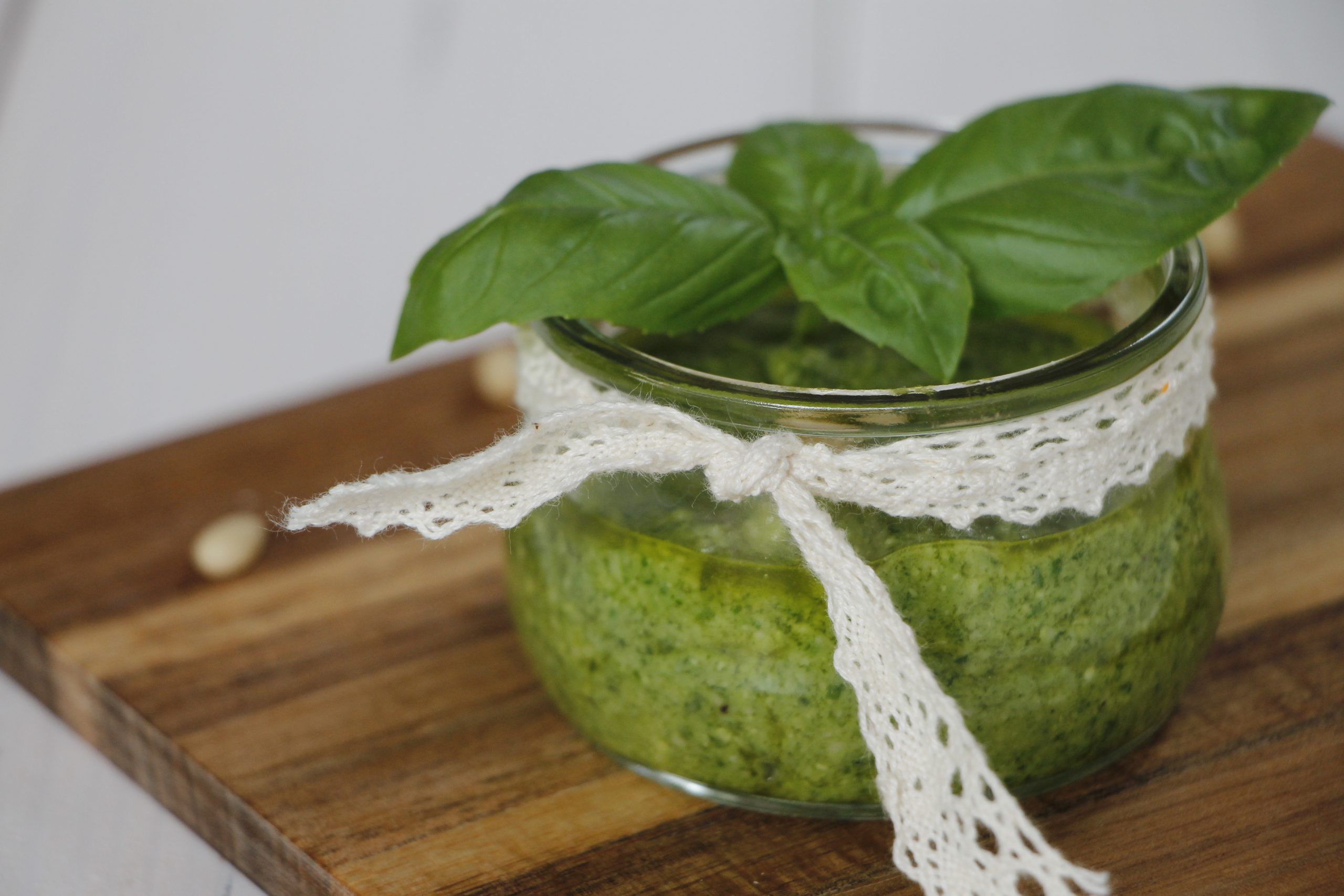 Blitzrezept: Grünes Pesto selber machen - Lavendelblog