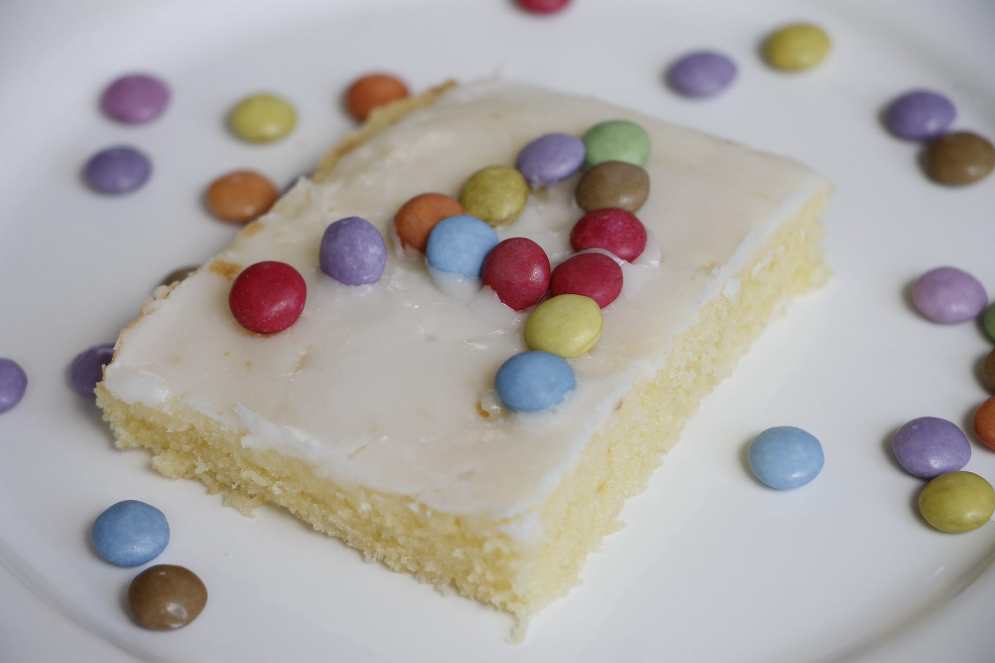 Einfacher Kuchen zur Einschulung: Buchstabenkuchen - Lavendelblog