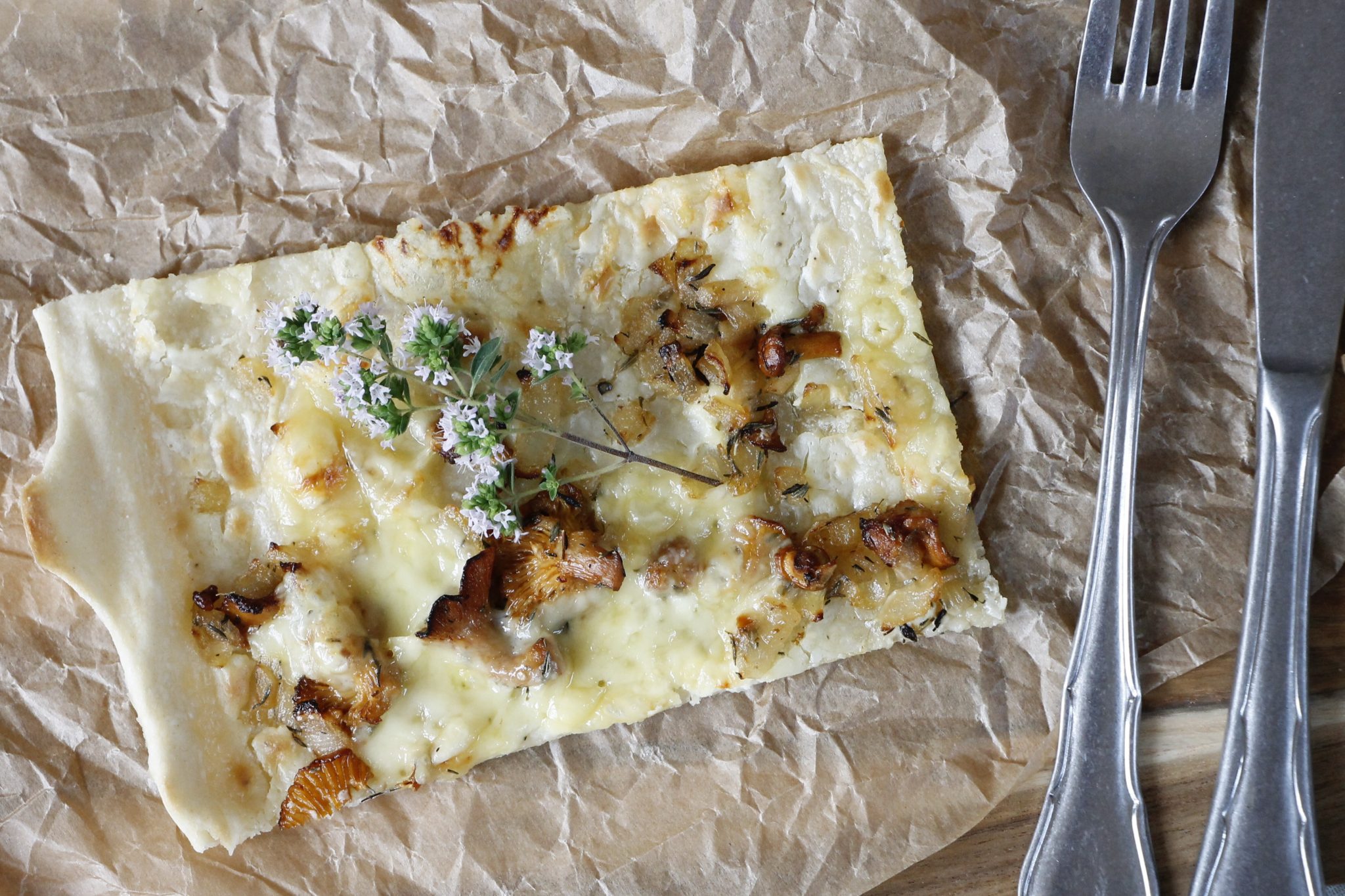 Flammkuchen mit Pfifferlingen: Rezepte aus dem Wald - Lavendelblog