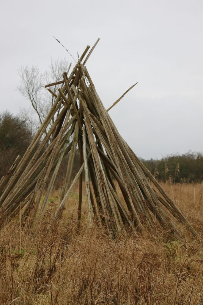 Holz-Tipi