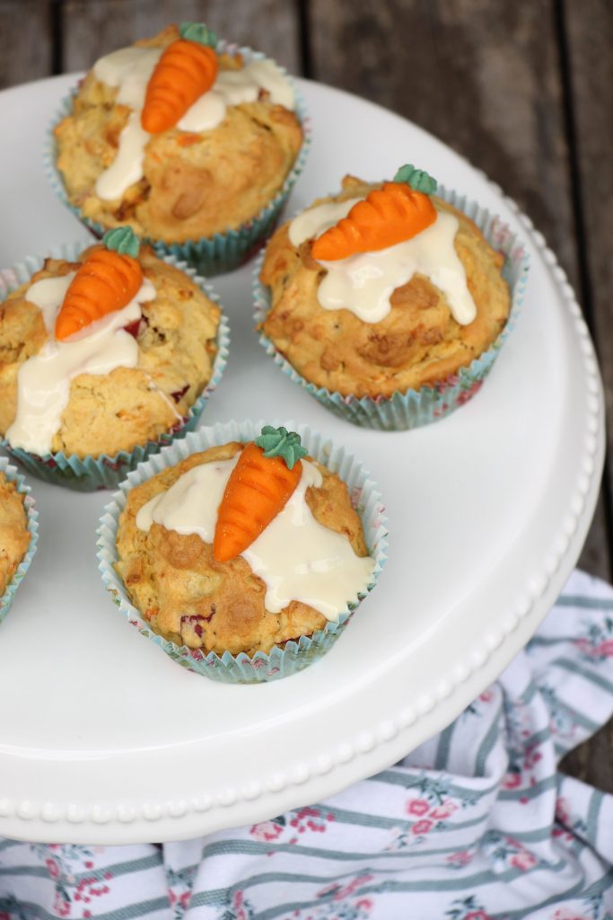 Möhrenmuffins mit Apfel Rezept