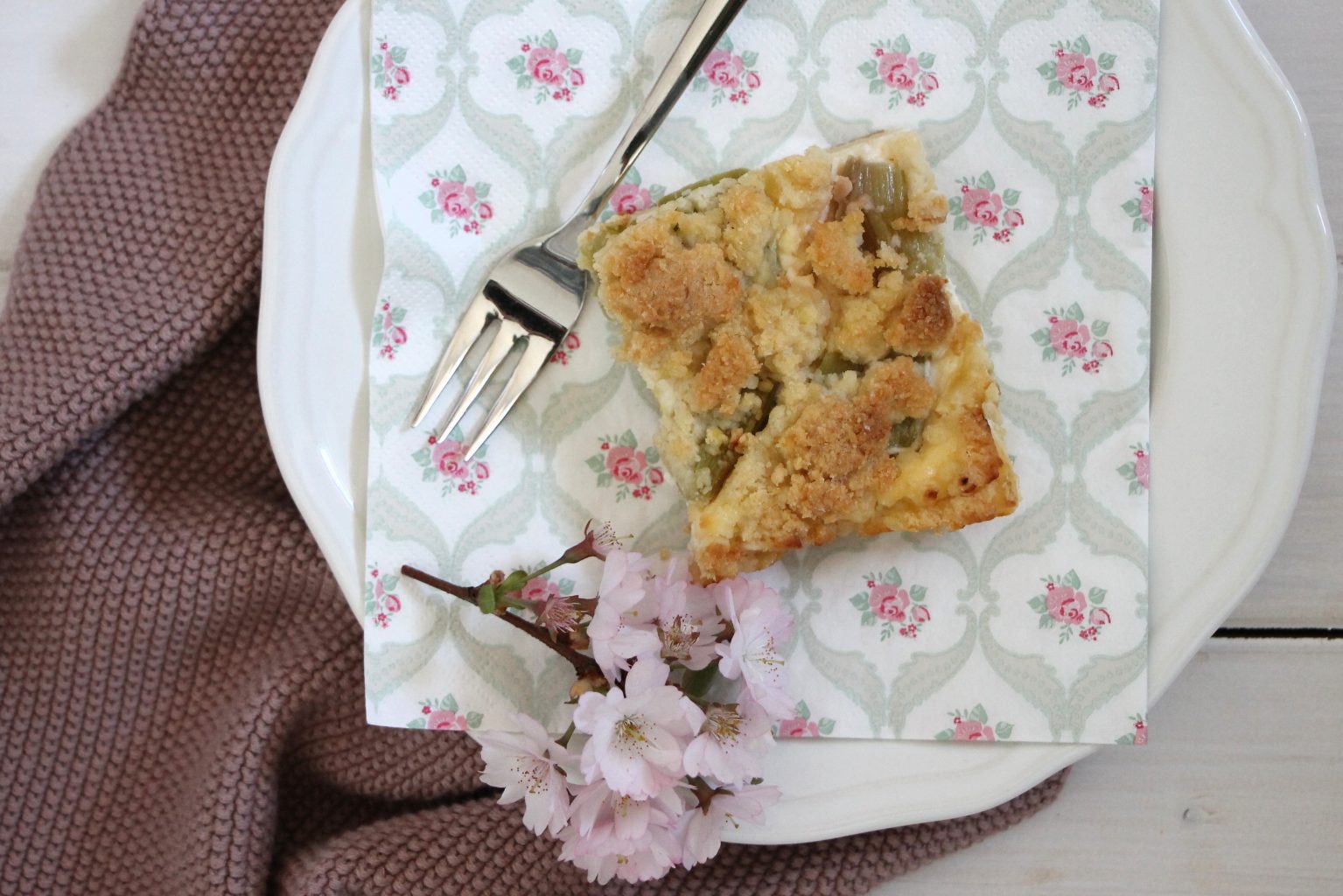 Rhabarber-Streusel-Kuchen Rezept