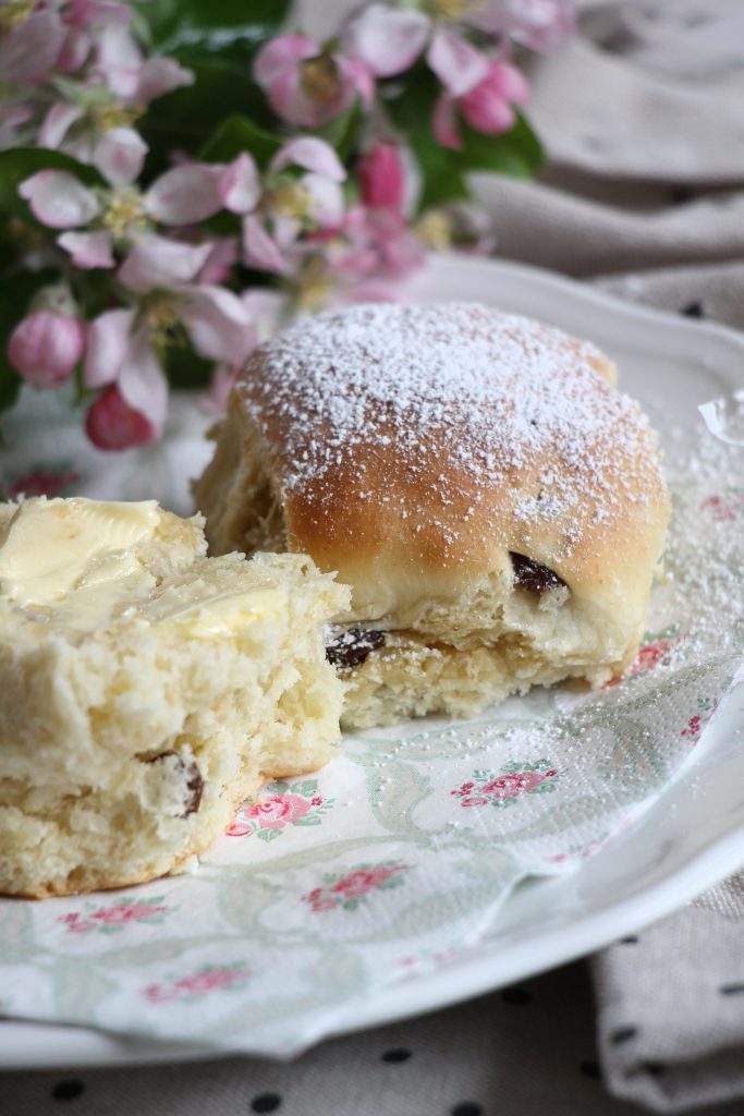 weiche Rosinenbrötchen Rezept