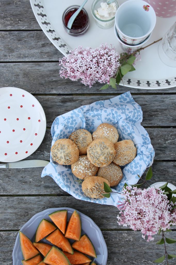 Brötchen ohne Hefe backen