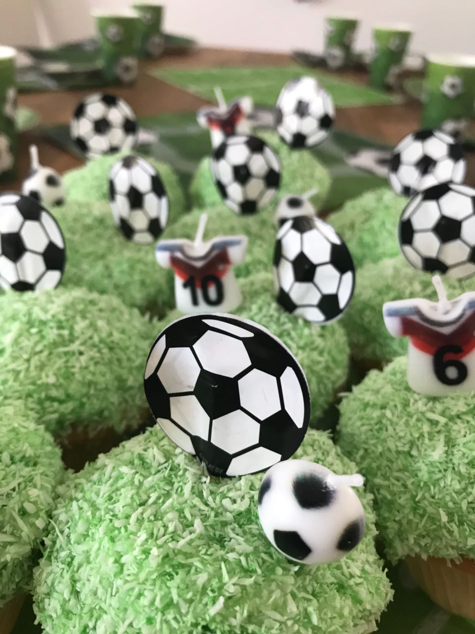 Fußball-Muffins Rezept OTTO - Lavendelblog