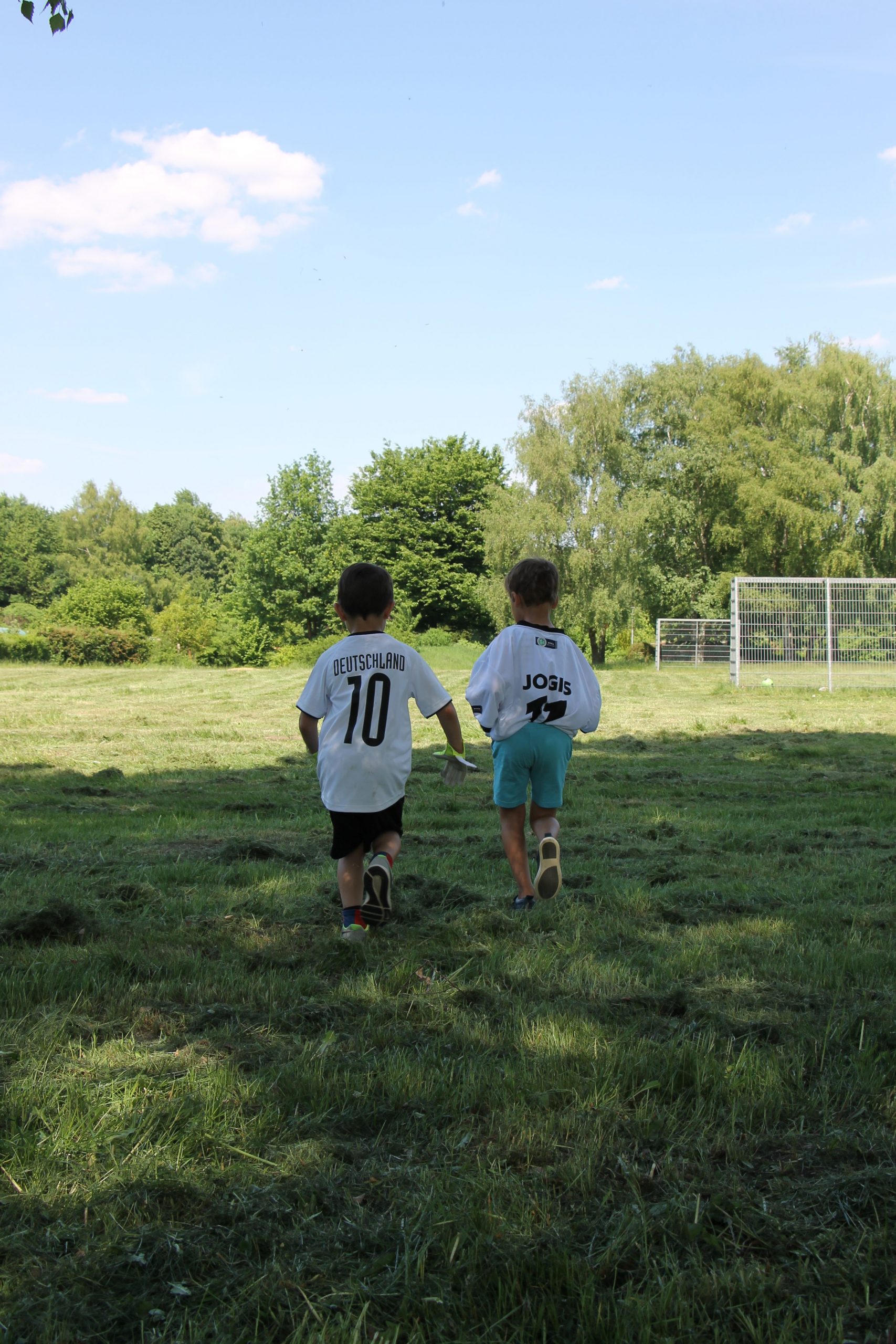 Fußballparty Kindergeburtstag Ideen OTTO