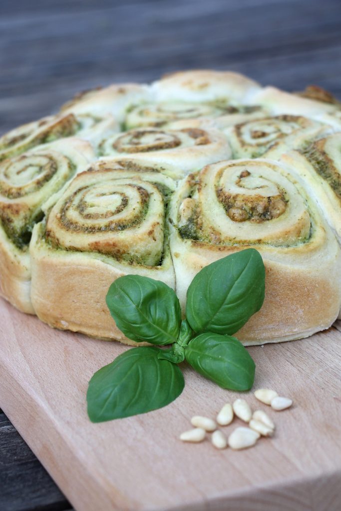 Rezept Pestoschnecken Hefeteig