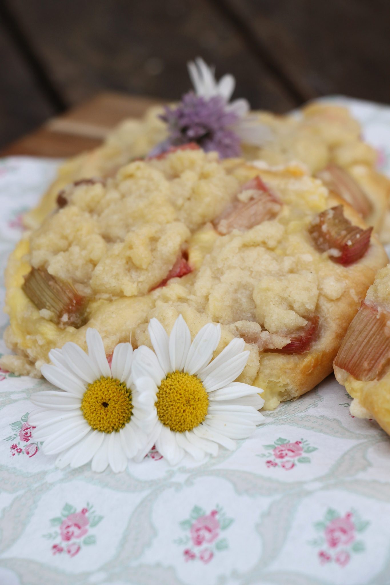 Rezept: Pudding-Streuseltaler mit Obst - Lavendelblog