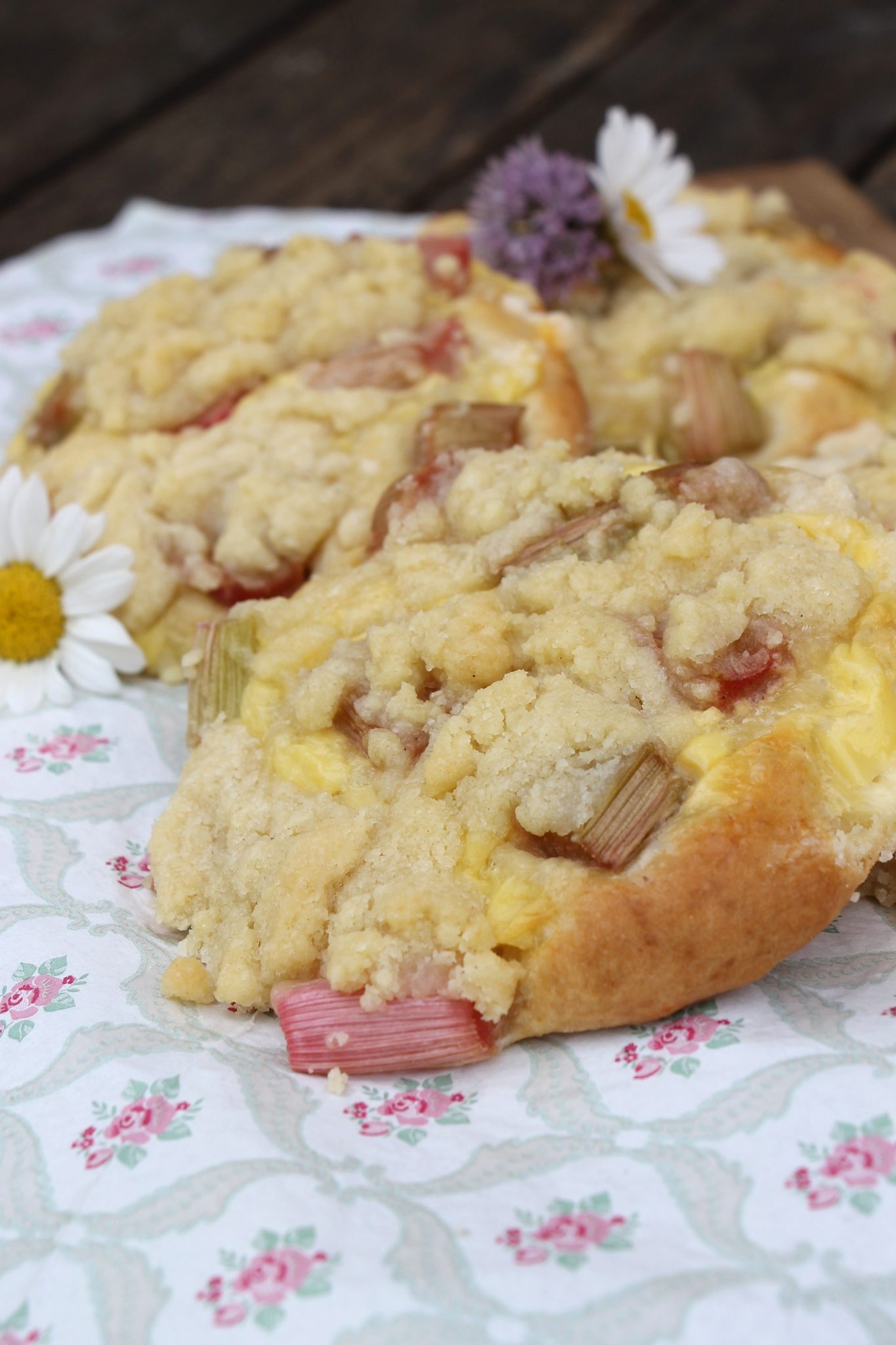 Rezept: Pudding-Streuseltaler mit Obst - Lavendelblog