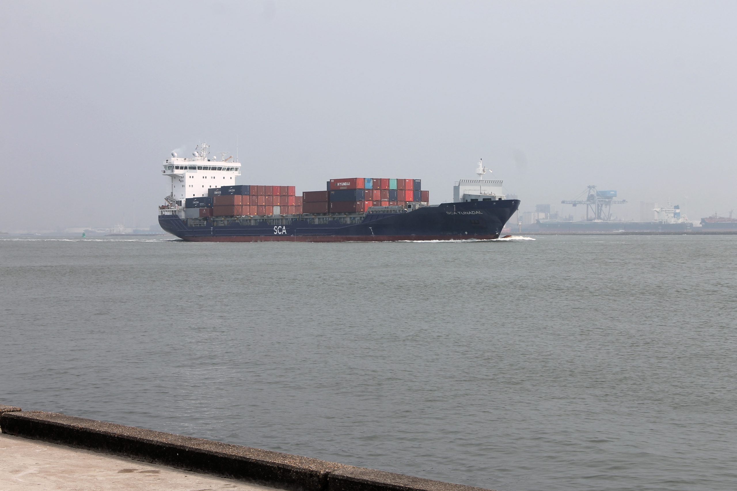 Containerschiff Hoek van Holland
