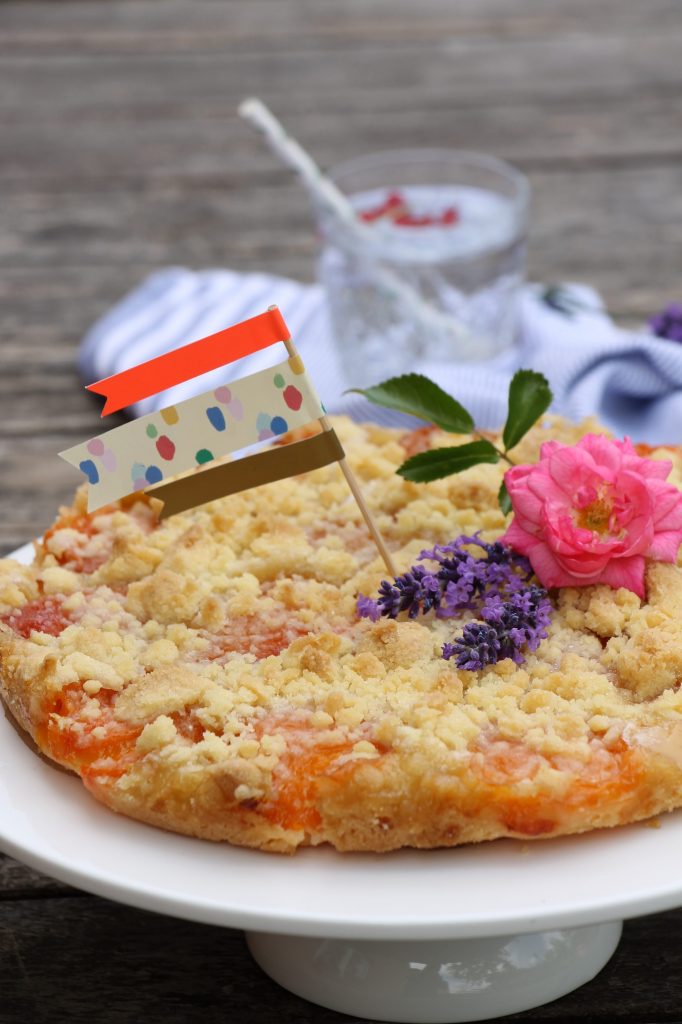 Obstkuchen mit Streusel Rezept