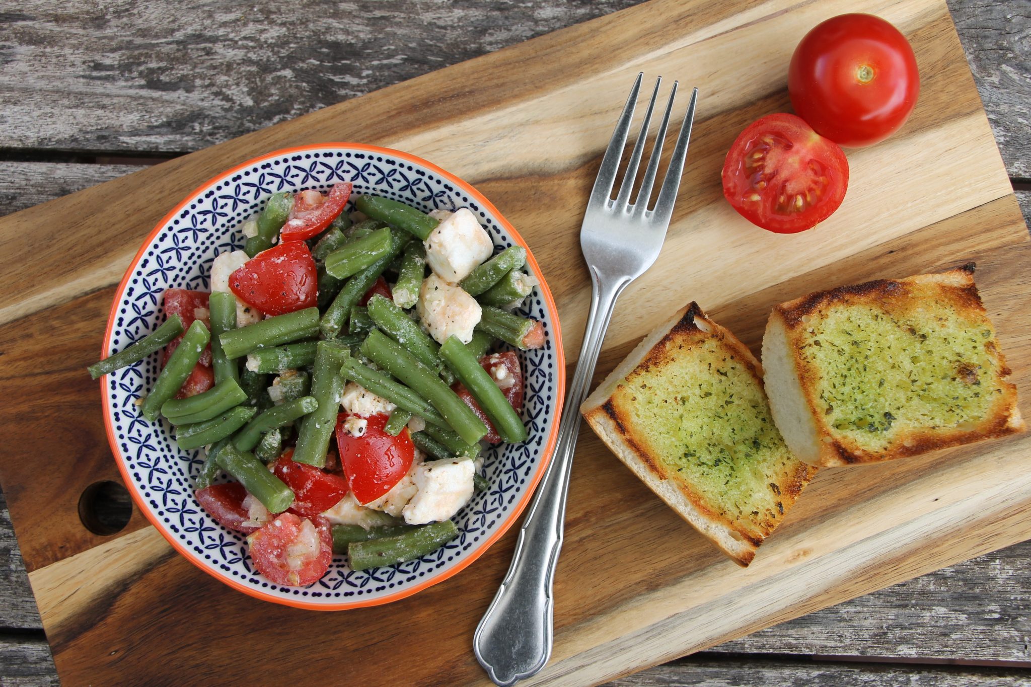 Rezept: Bohnensalat mit Feta und Tomate - Lavendelblog
