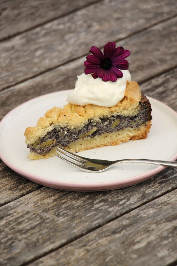 Mohnkuchen mit Pudding Rezept