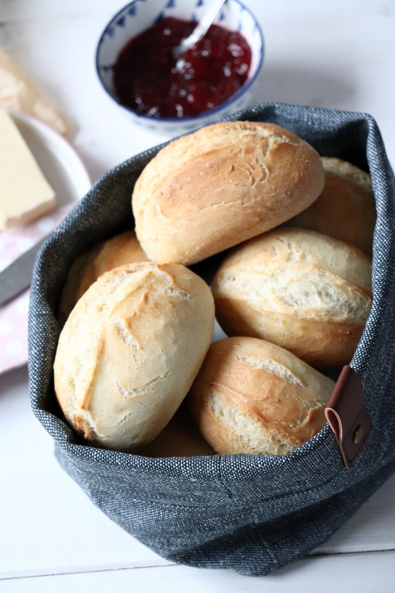 Brötchen selber backen: Rezept für schnelle Sonntagsbrötchen - Lavendelblog