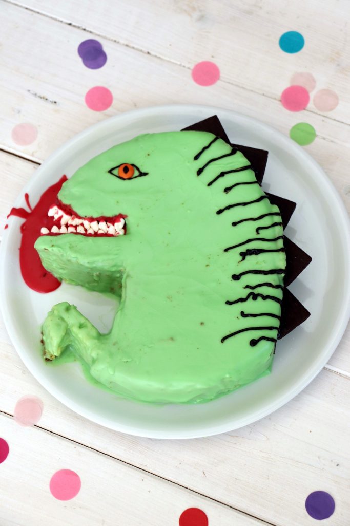 Dinokuchen Kindergeburtstag