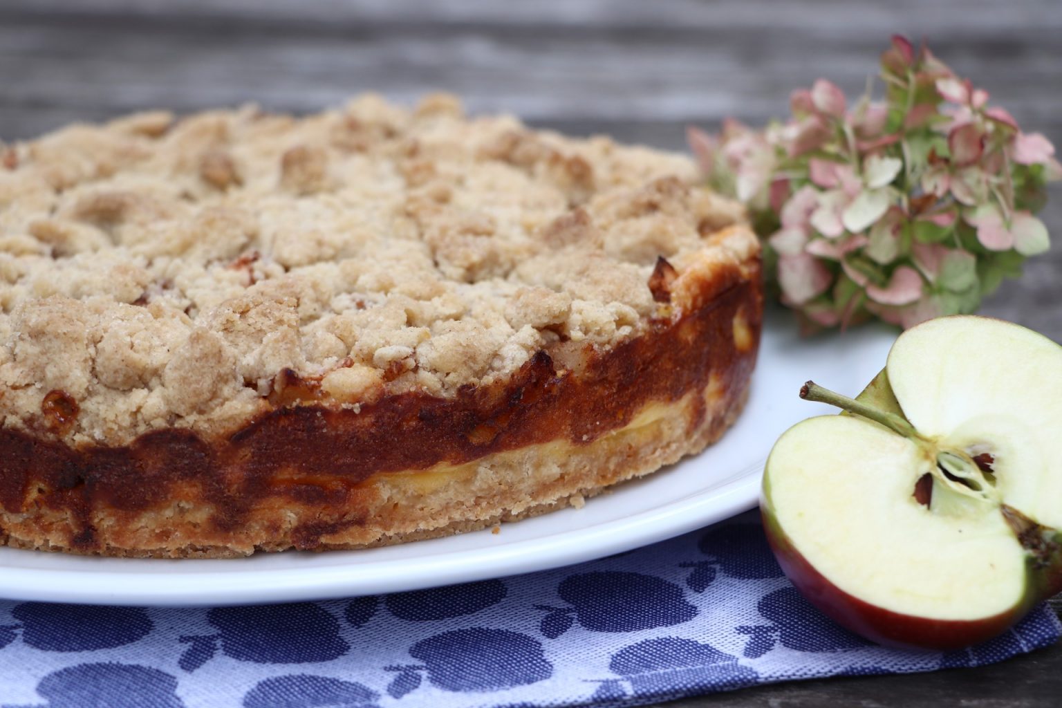 Herbst-Rezept: Apfel-Käsekuchen mit Streusel - Lavendelblog