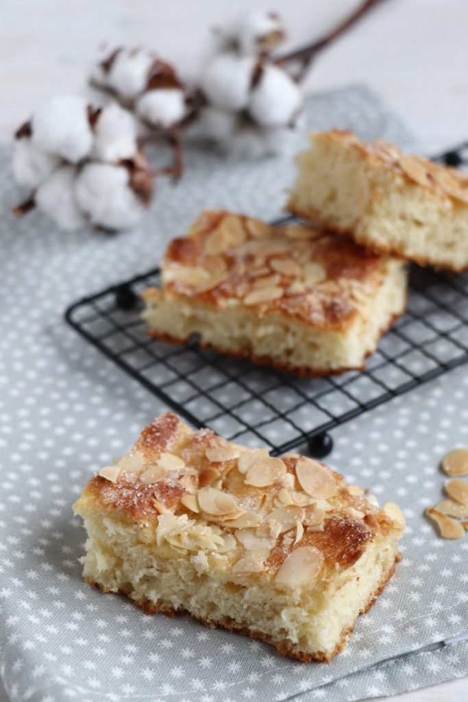 Blechkuchen Mandeln