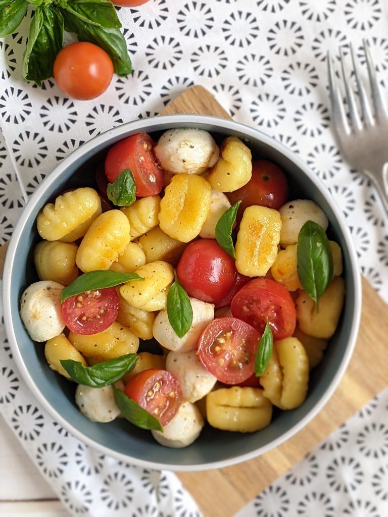 schnelles Rezept Gnocchi-Caprese-Salat