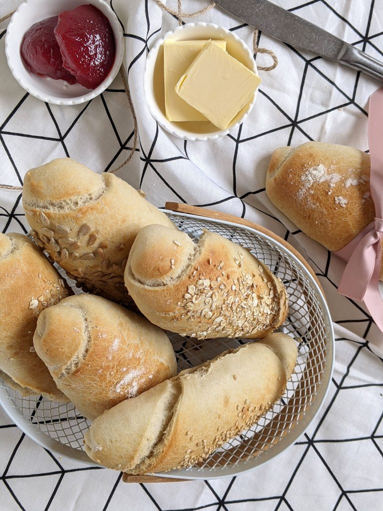 Rezept: Schnelle Brötchen ohne Gehzeit - Lavendelblog