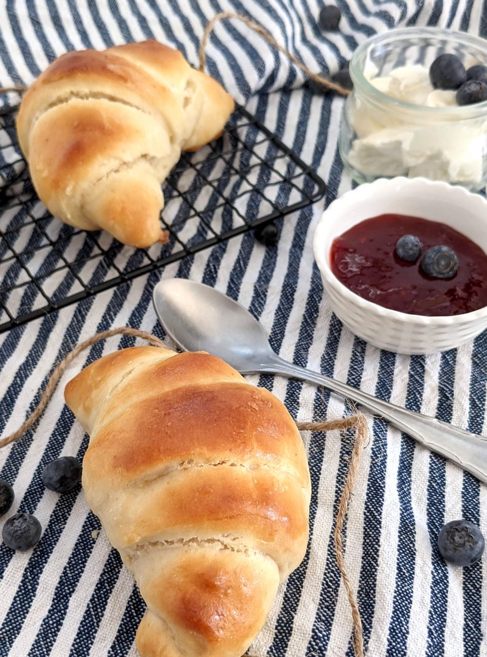 Frühstückshörnchen backen Rezept