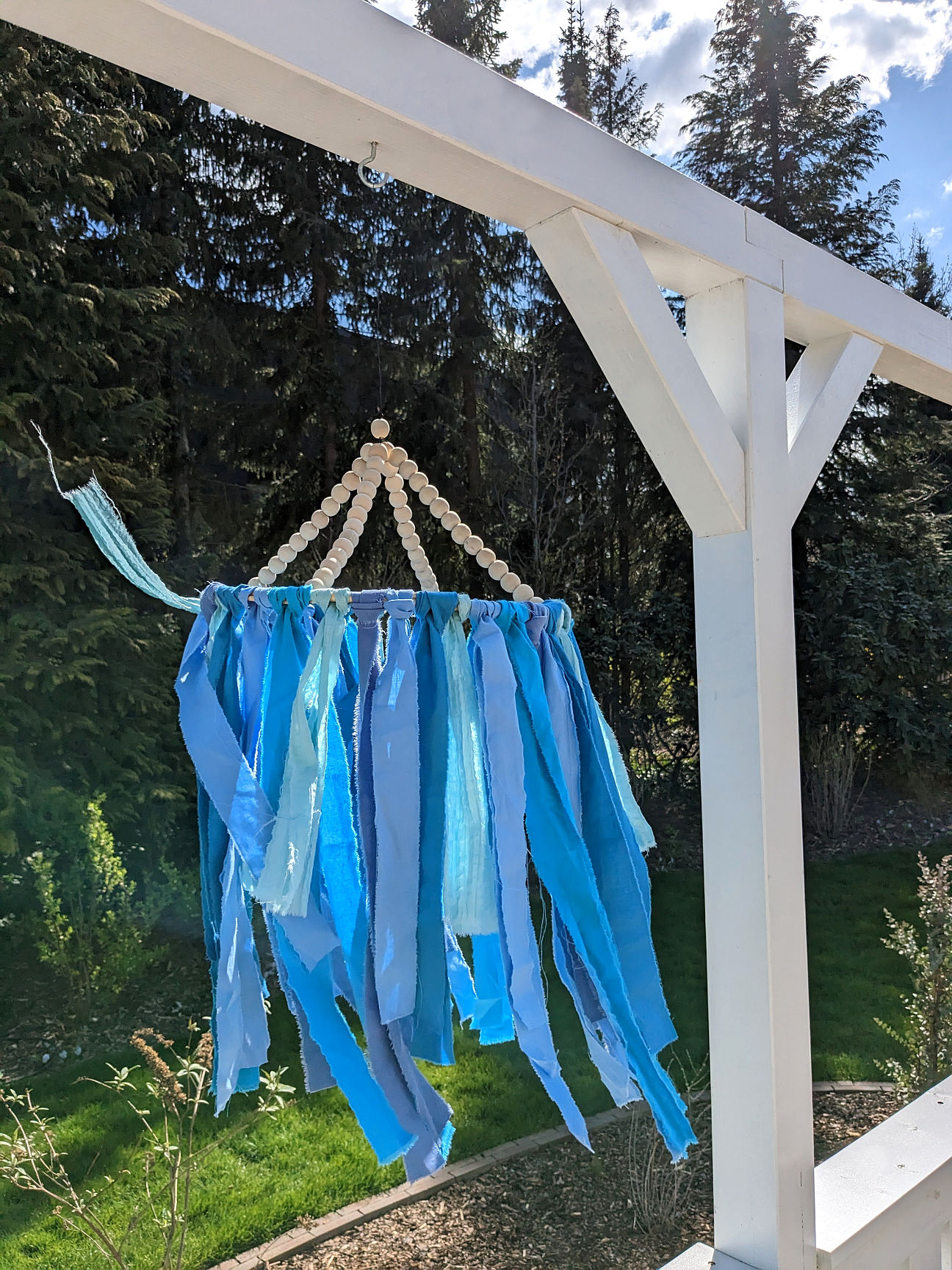 DIY Windspiel Stoffreste